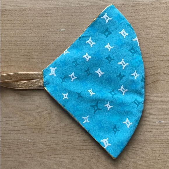 Facemask - Picture 3 of 3